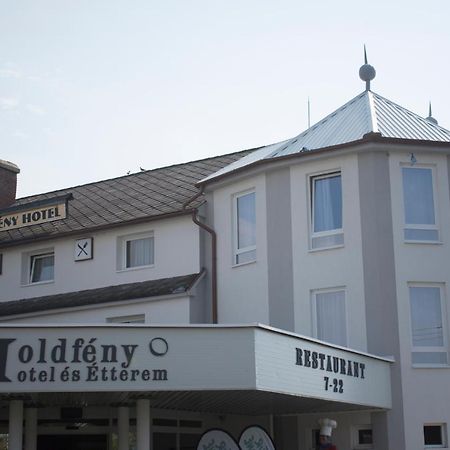 Holdfeny Hotel Forro Luaran gambar